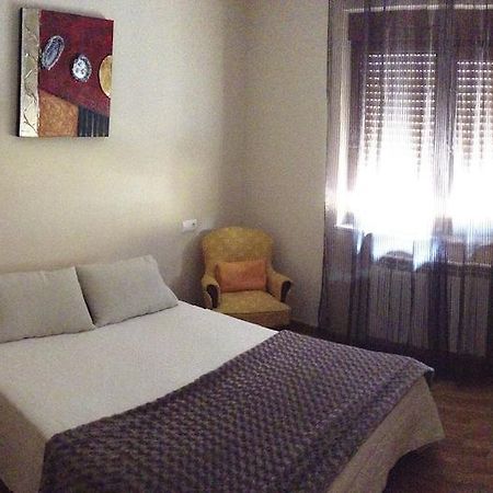 Pension Blasones Sarria Chambre photo