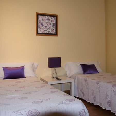 Pension Blasones Sarria Extérieur photo
