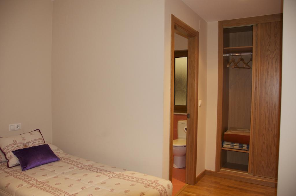Pension Blasones Sarria Chambre photo
